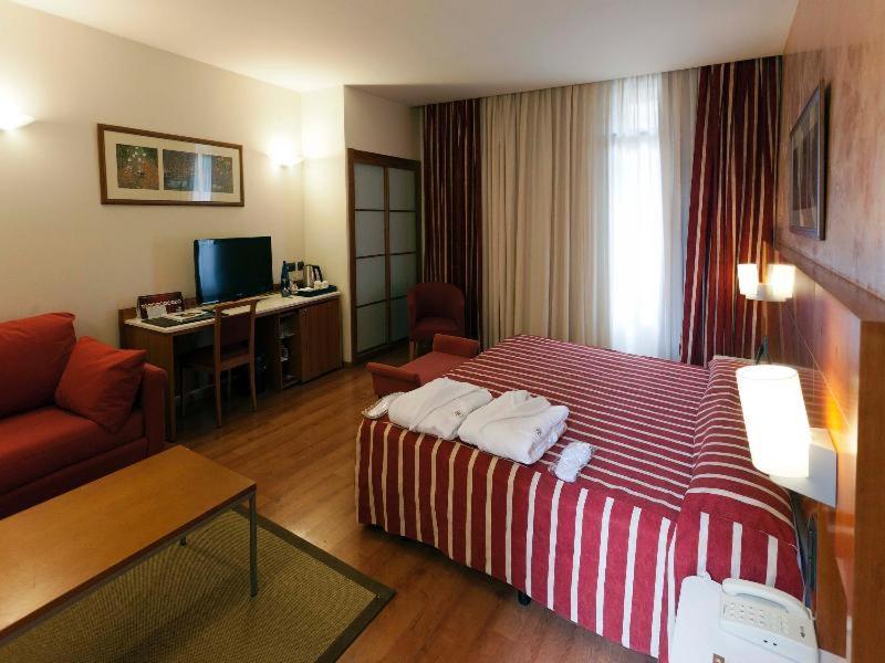 Catalonia Plaza Mayor Salamanca Hotel Стая снимка